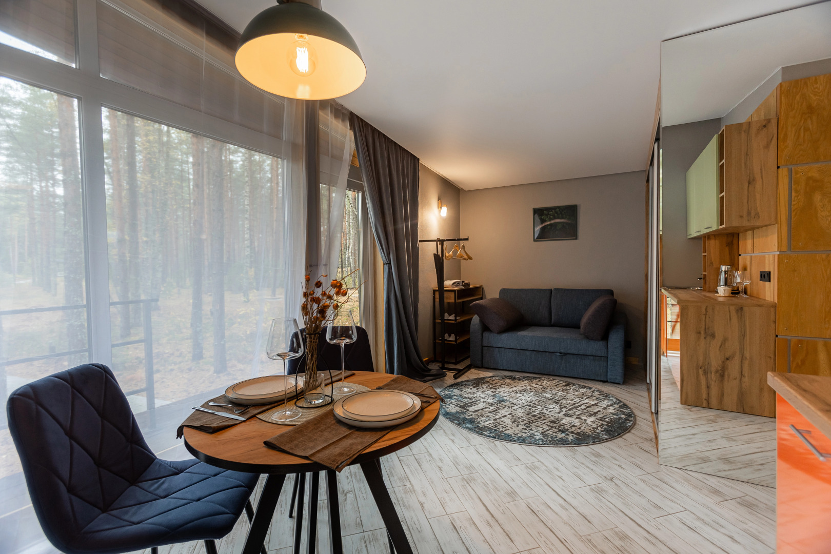 Отель Вино и Сосны