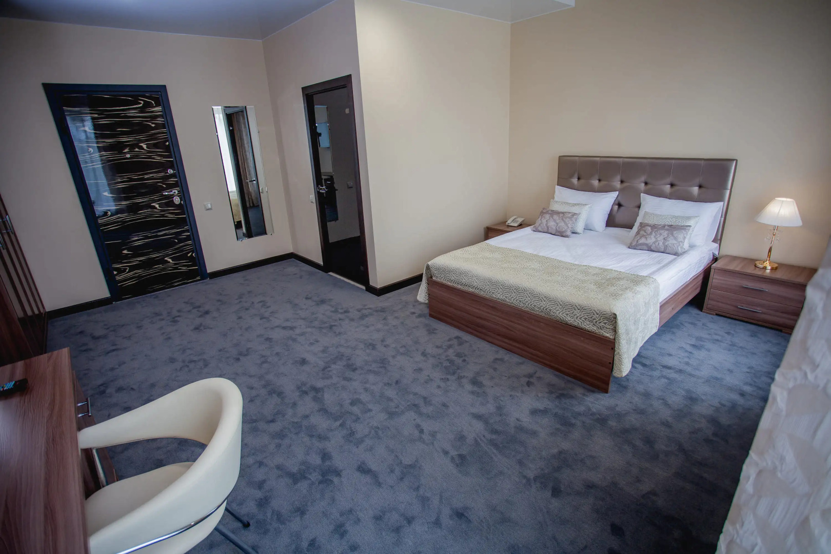 Отель Alex Aqua