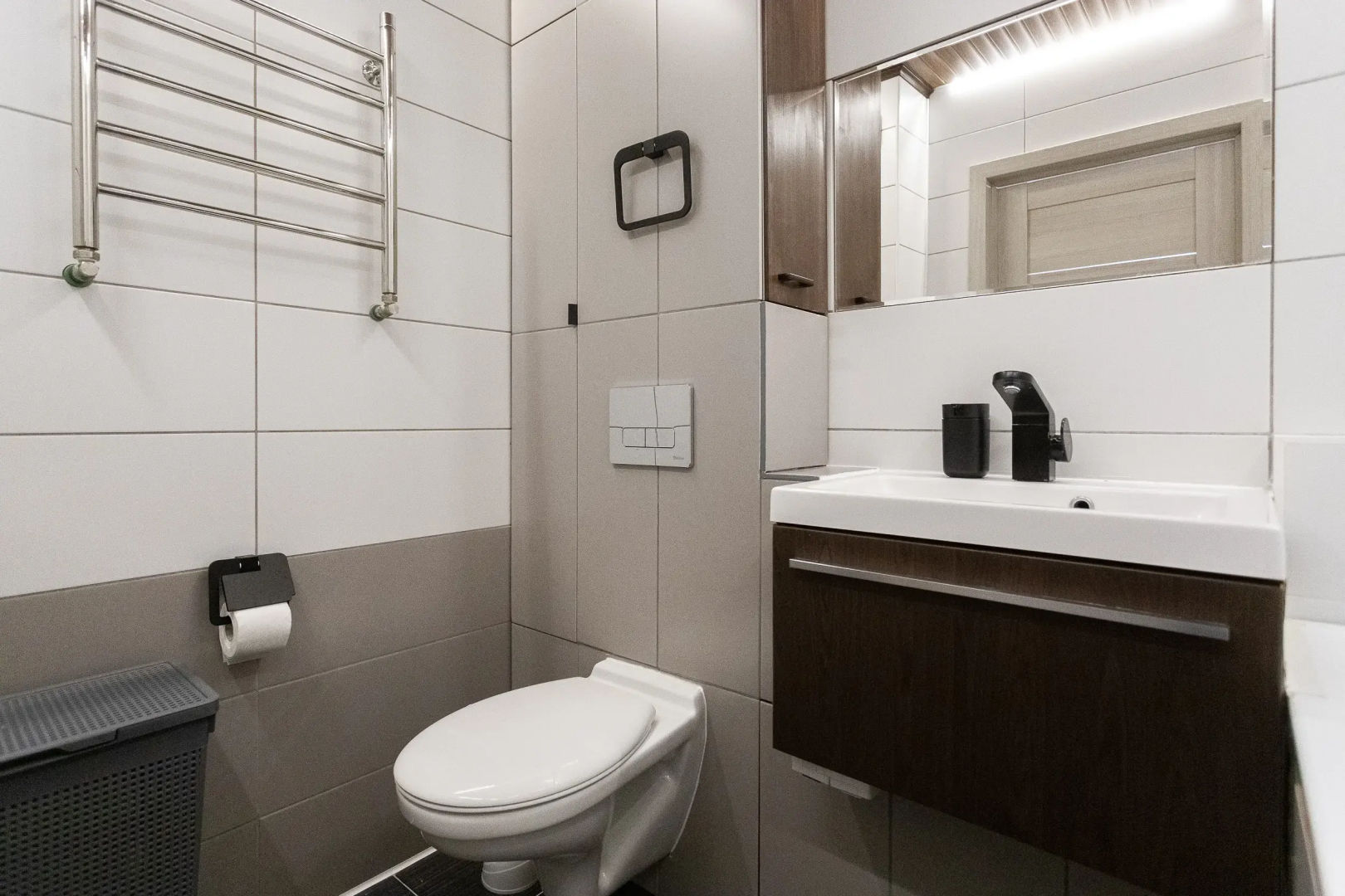 Квартира ALBUS рядом с Центром и электричкой к морю