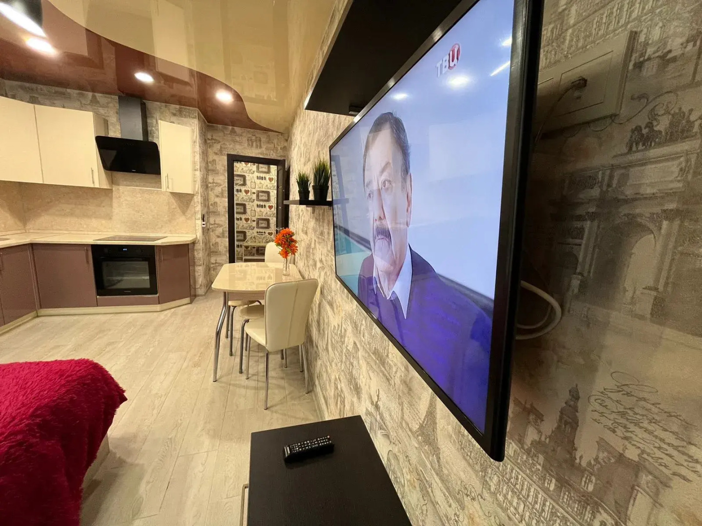 Апартаменты с панорамным видом на Стройкова 51