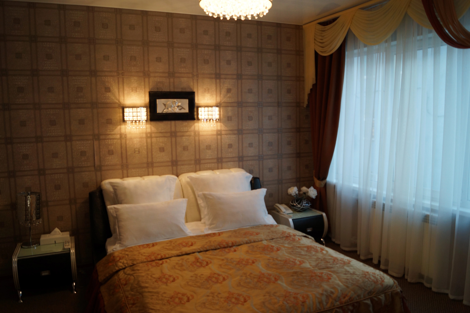 Отель Ренессанс