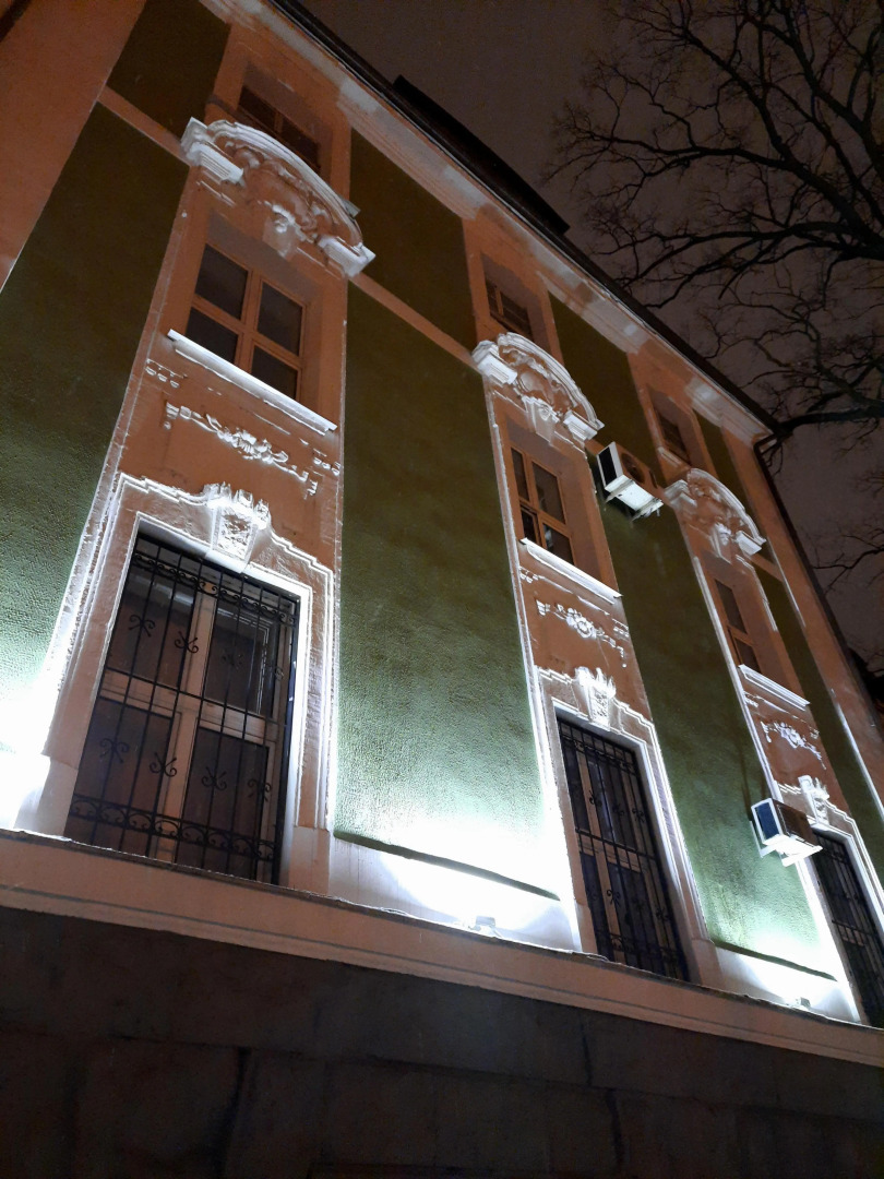 Апартаменты Хорошая 2к Квартира в Самом Центре