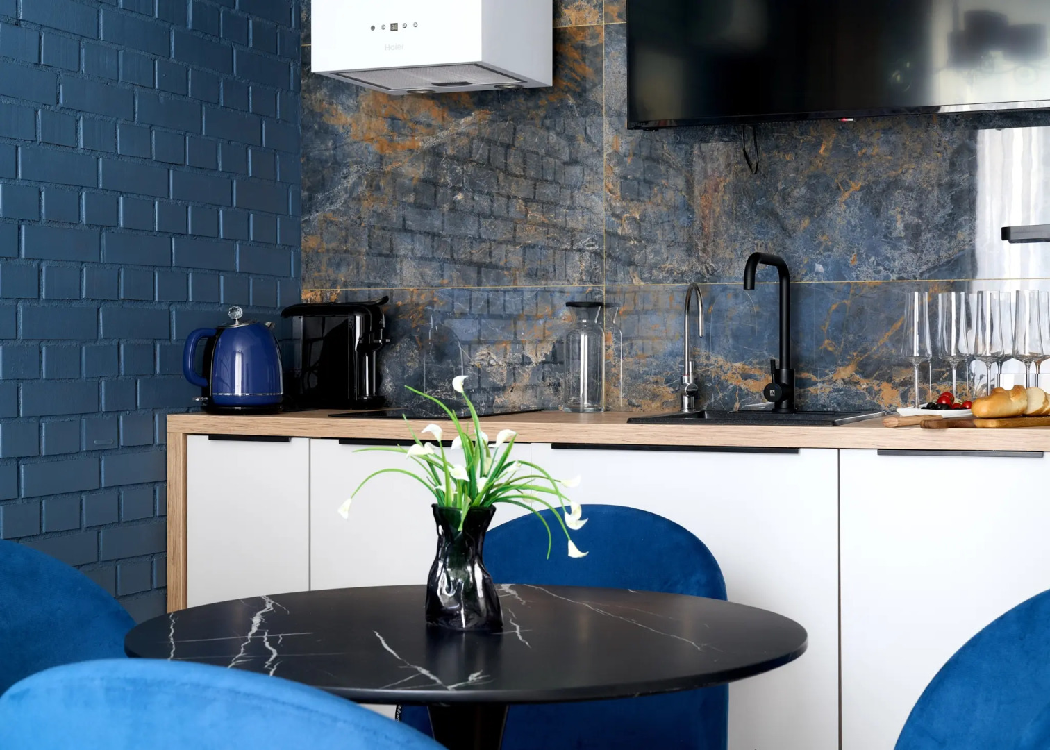 Квартира у Пулковского парка с панорамными окнами