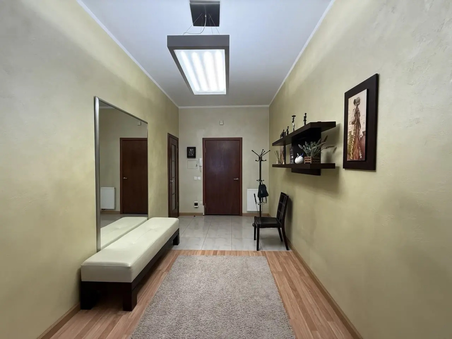 Квартира двухкомнатная рядом с Центральным парком