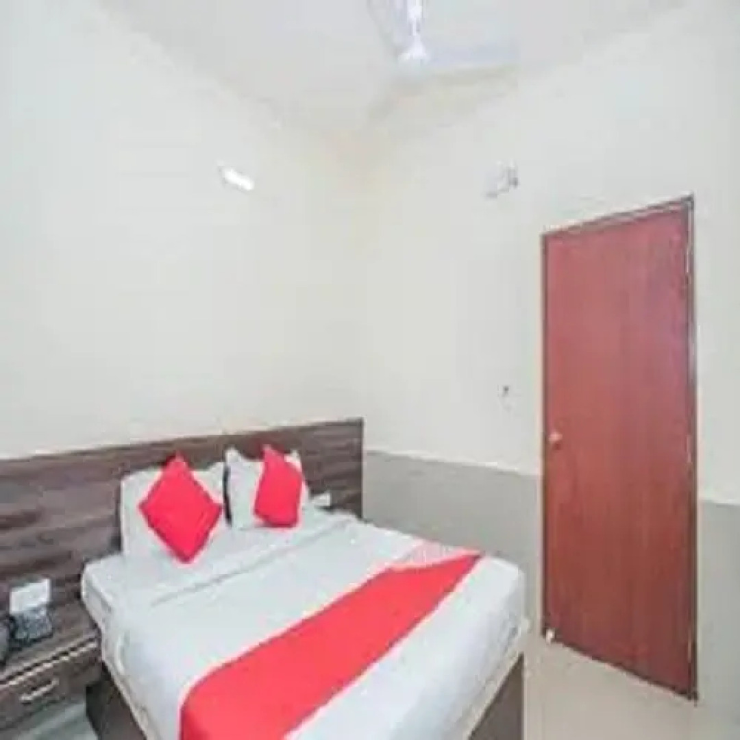 Отель Grand Sahara Inn