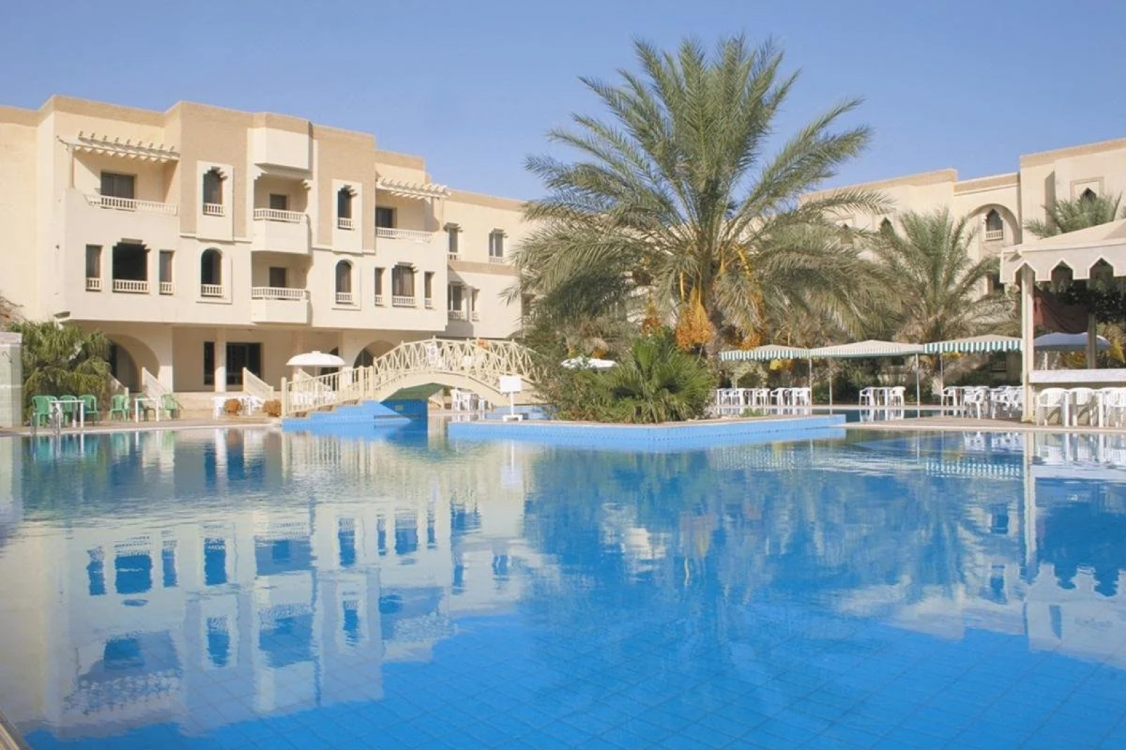 El Mouradi Douz