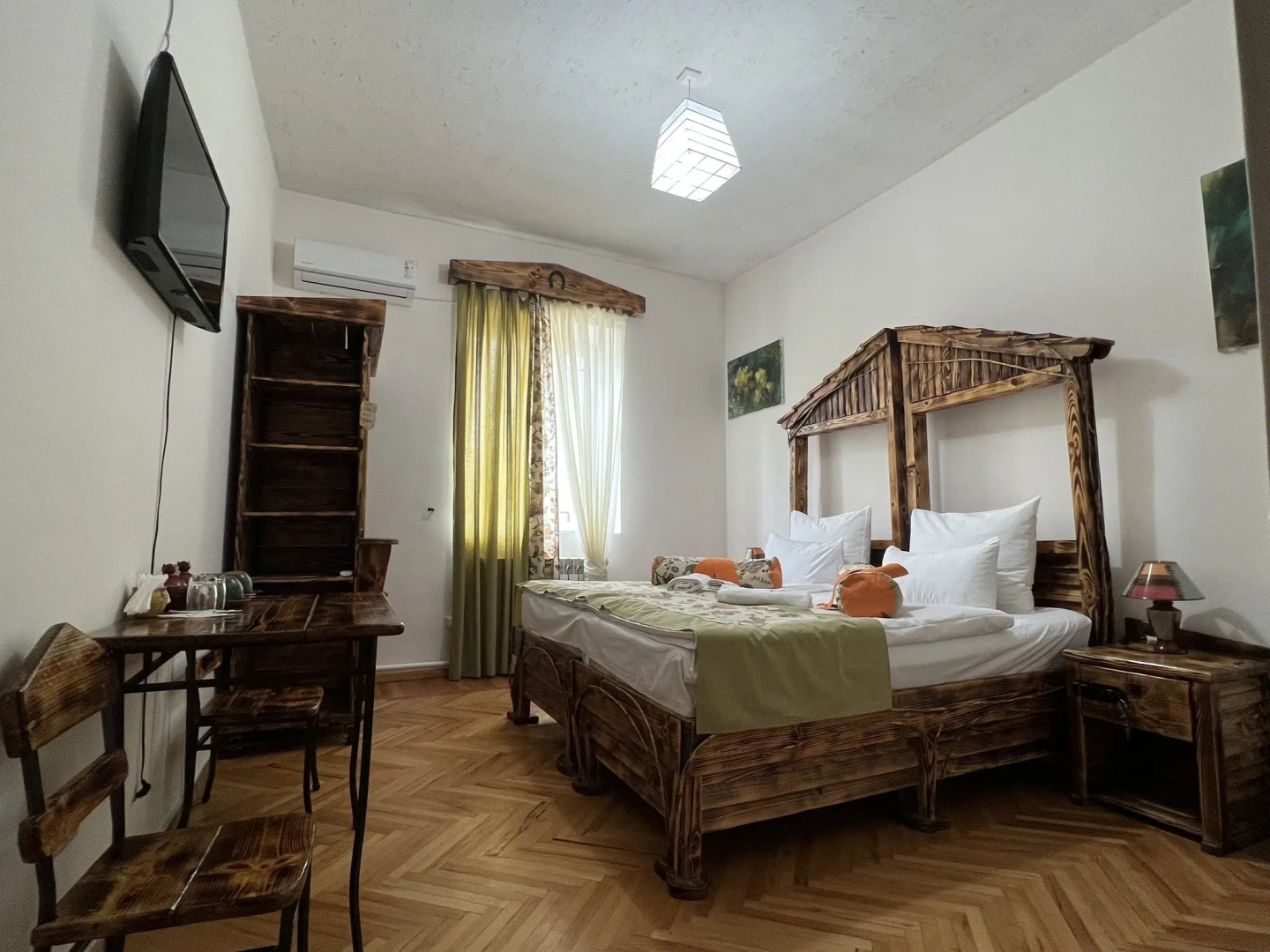 Арт-отель Machanents