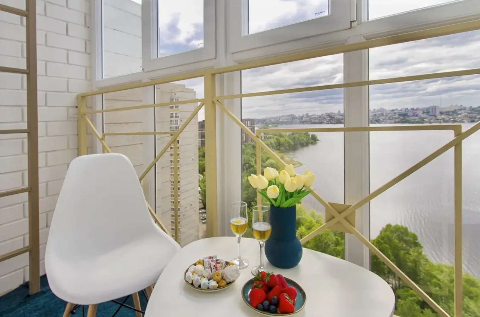 Апартаменты Великолепная панорама на акваторию Воронежа