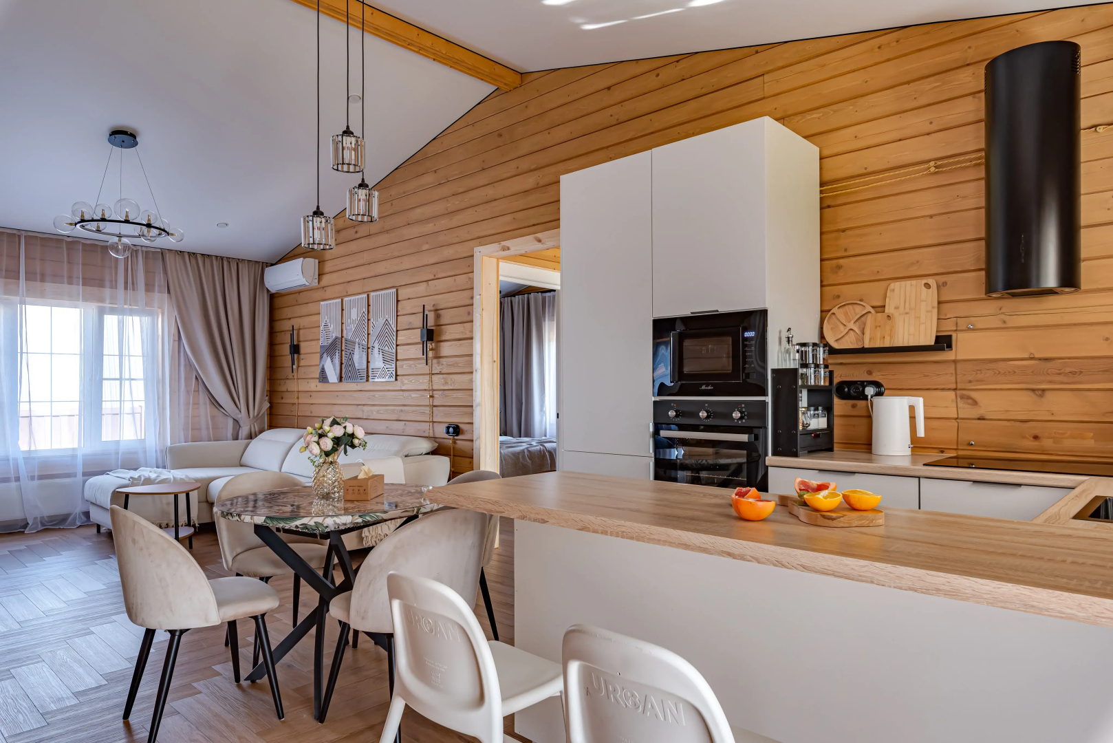 Частный Дом Просторный от Sheluha House