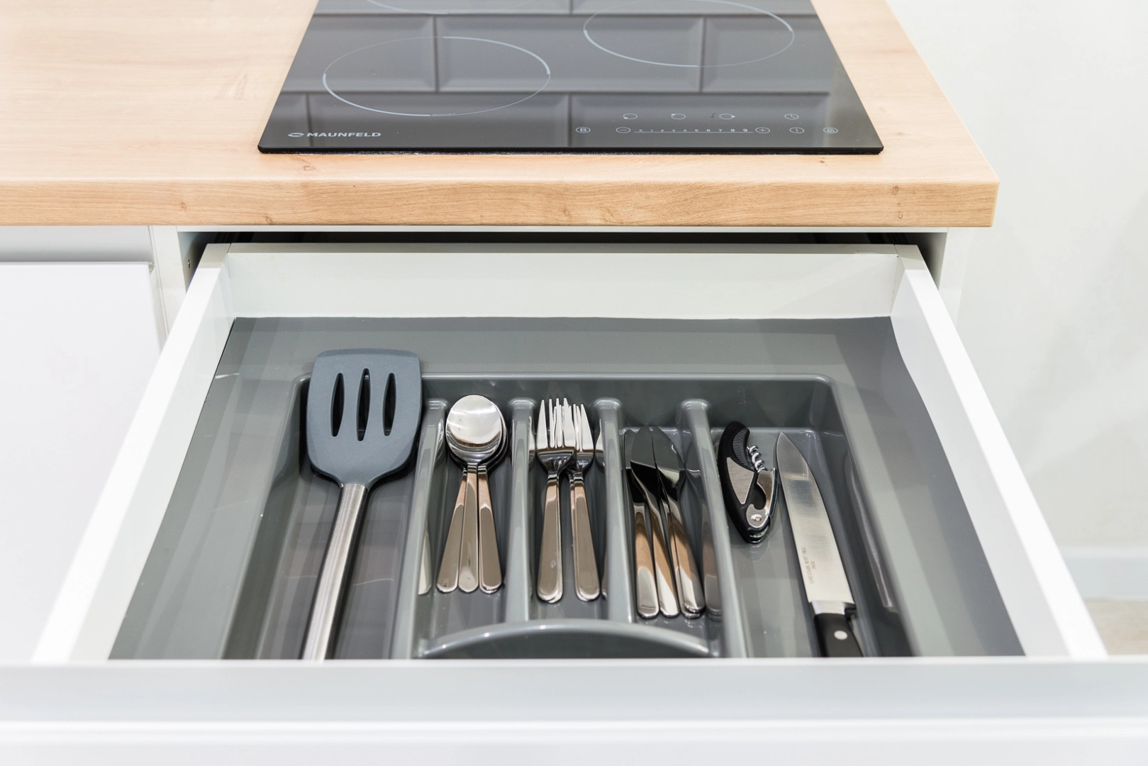 Апартаменты Румер в элитном жилом комплексе с видом на озеро