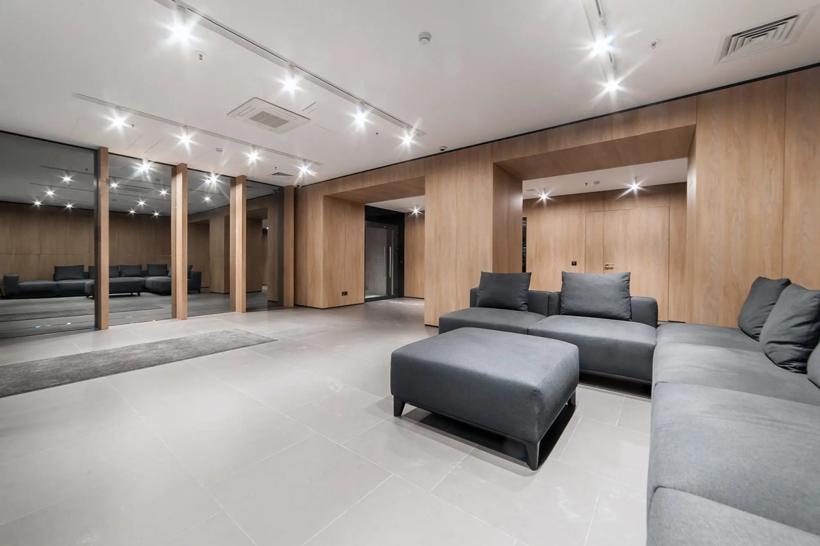 Апартаменты у метро Бухарестская