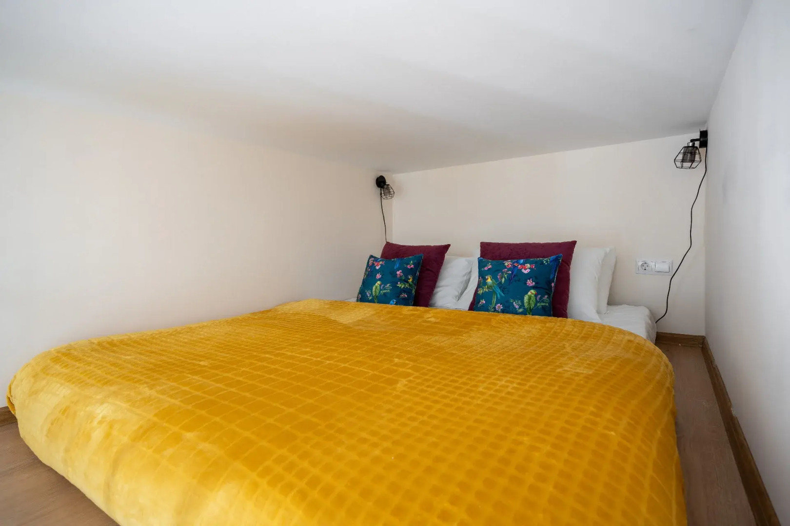 Апартаменты LetYourFlat Honey Студия