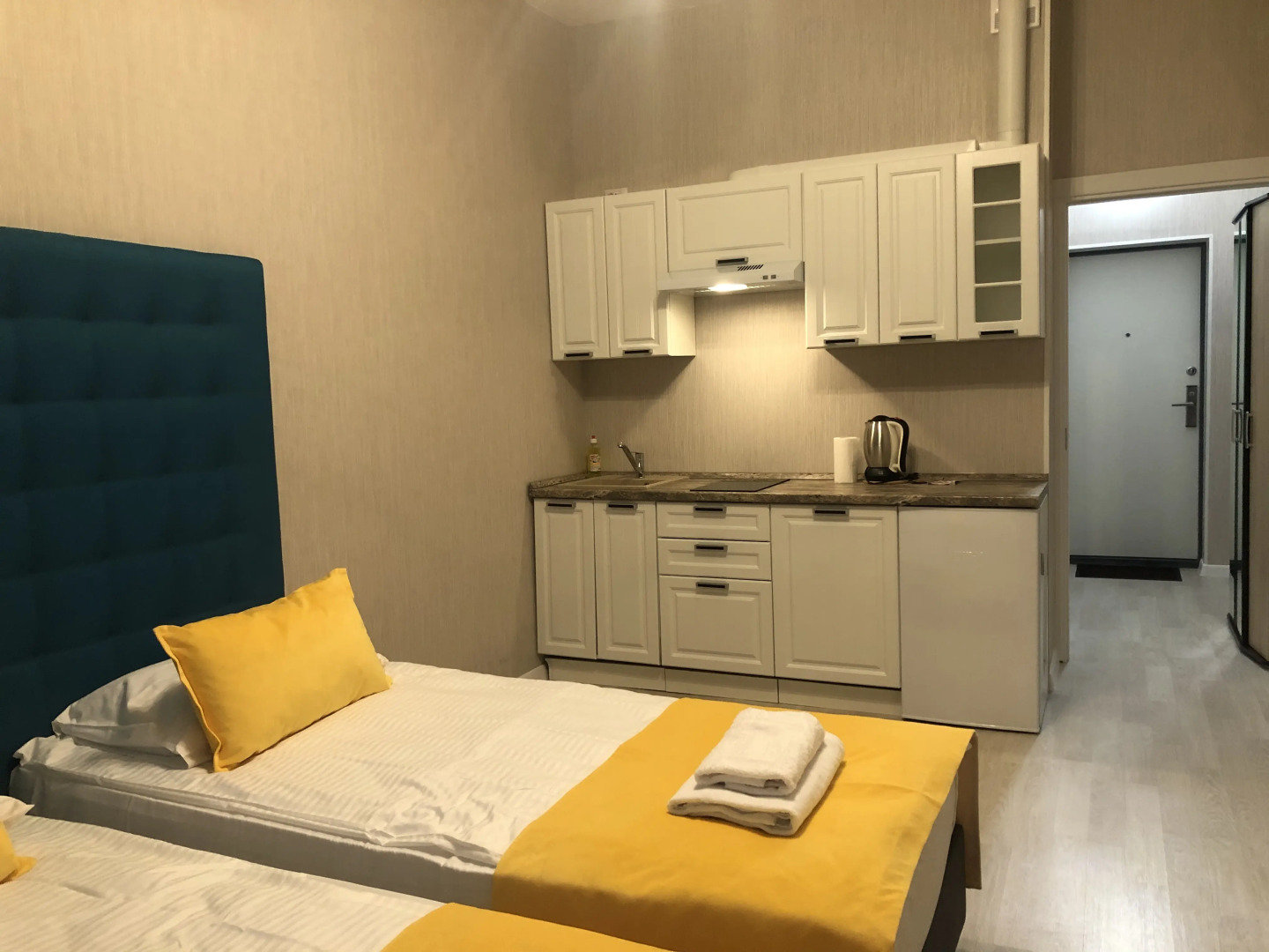 Апарт-отель Salut Rent