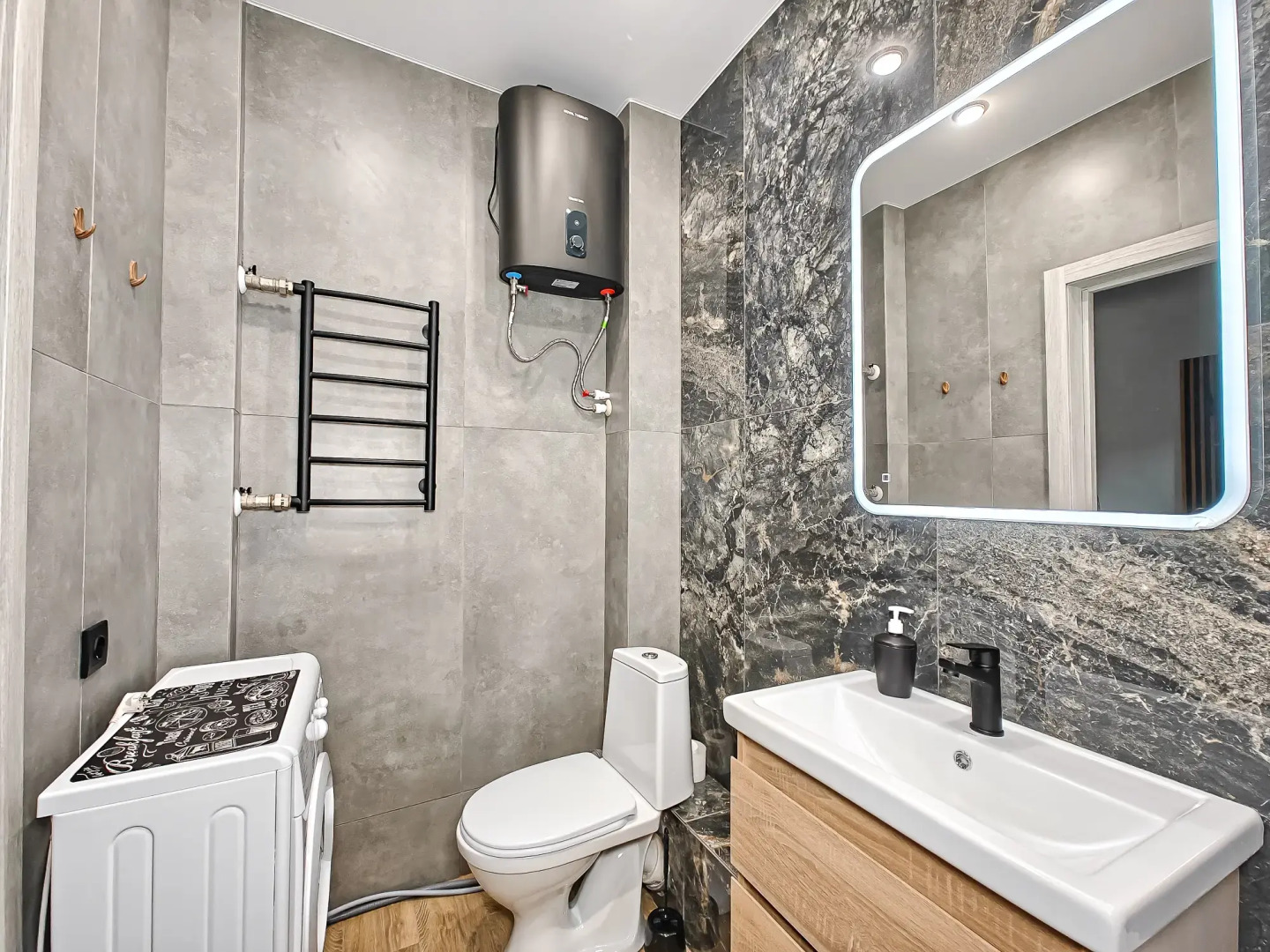 Квартира Писарева 44