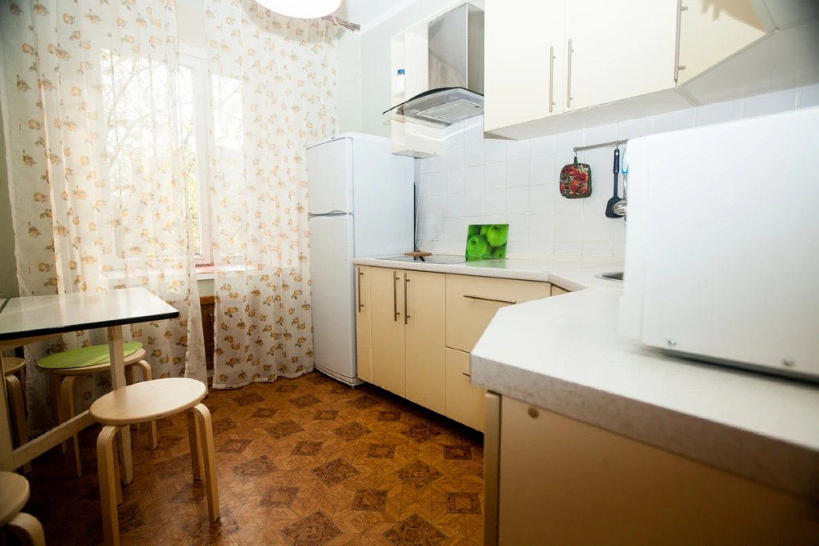 Апартаменты Кварт-Отель, Украинский б-р, 5