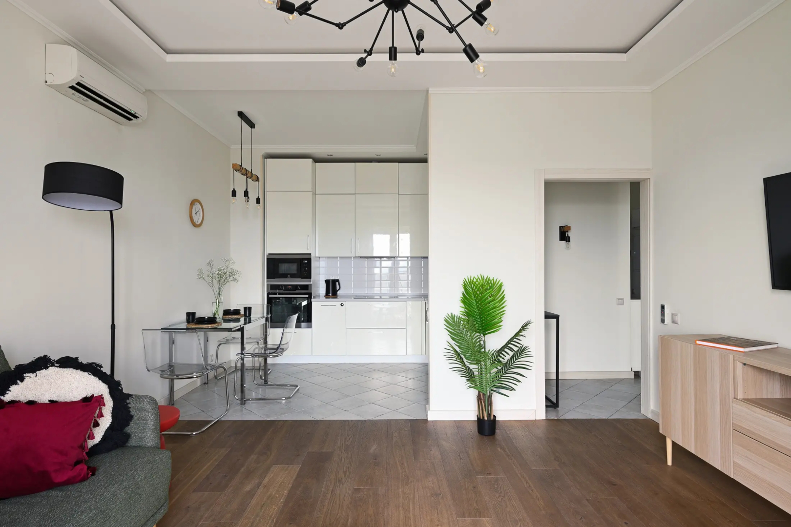 Апартаменты с панорамным видом недалеко от метро