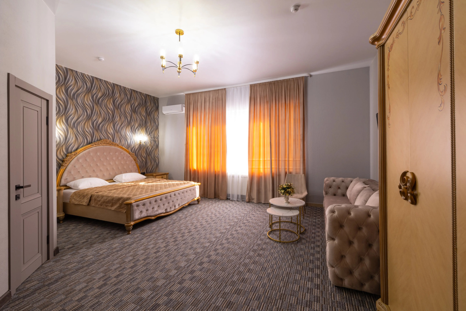 Отель Оазис