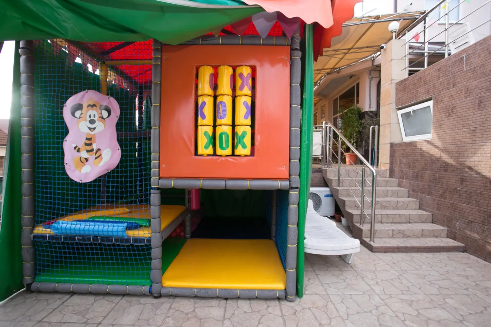 Меблированные комнаты Сербия