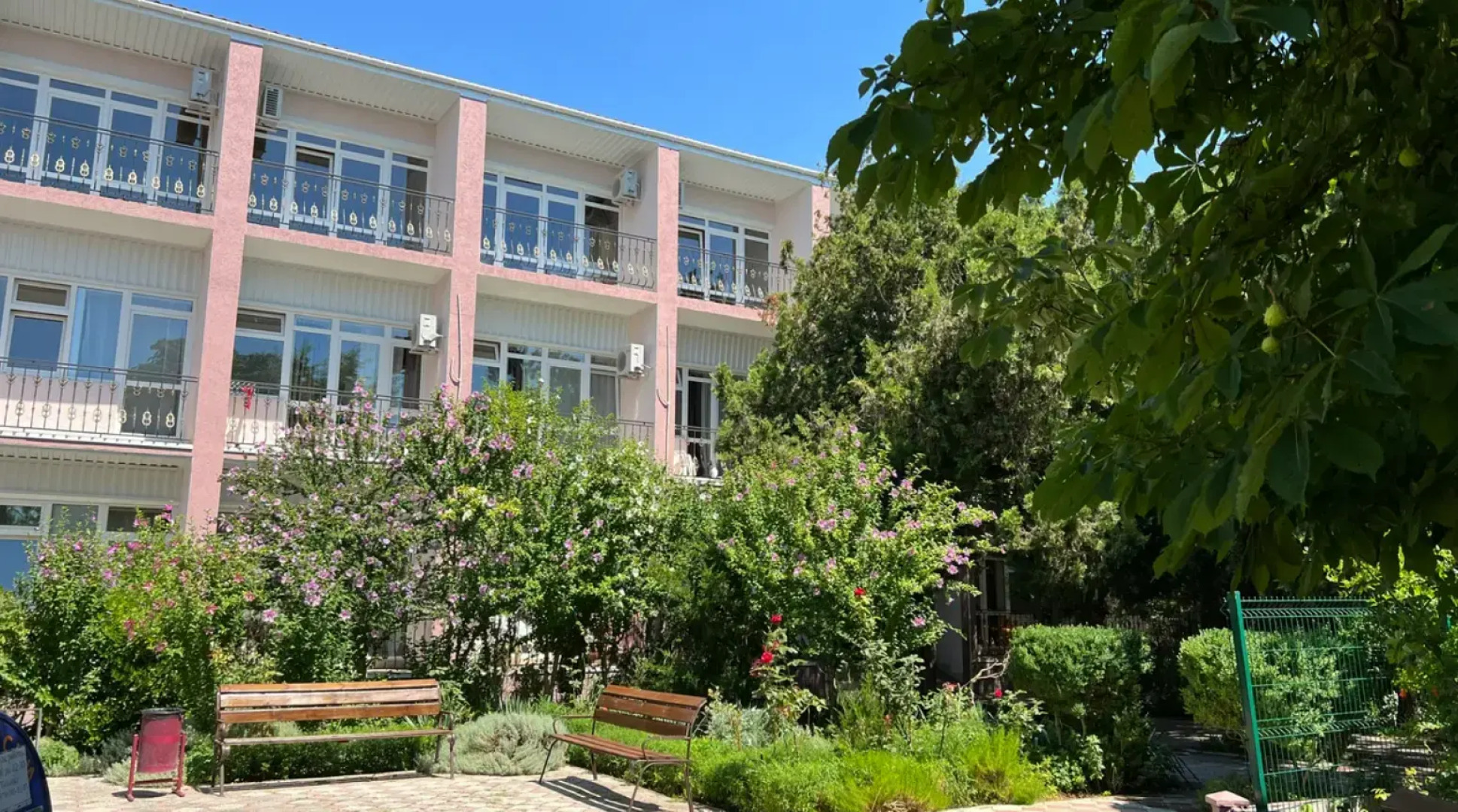 Отель Юпитер