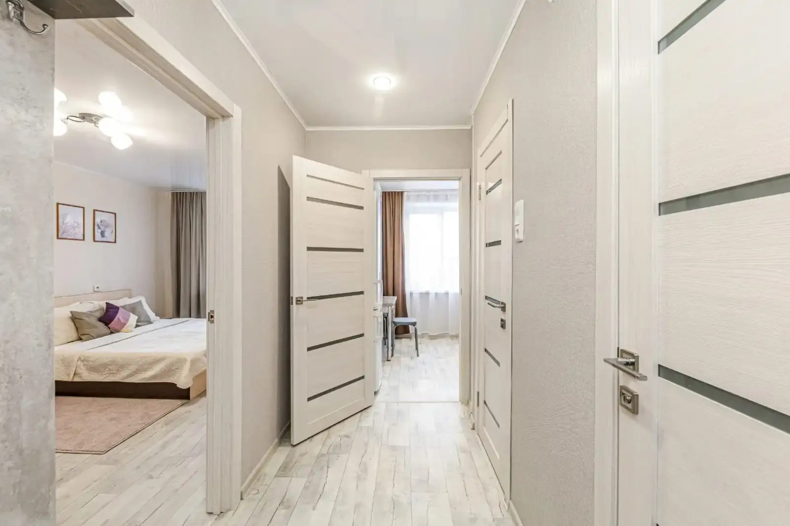 Апартаменты 1-комнатнаые рядом с ТРК Родник