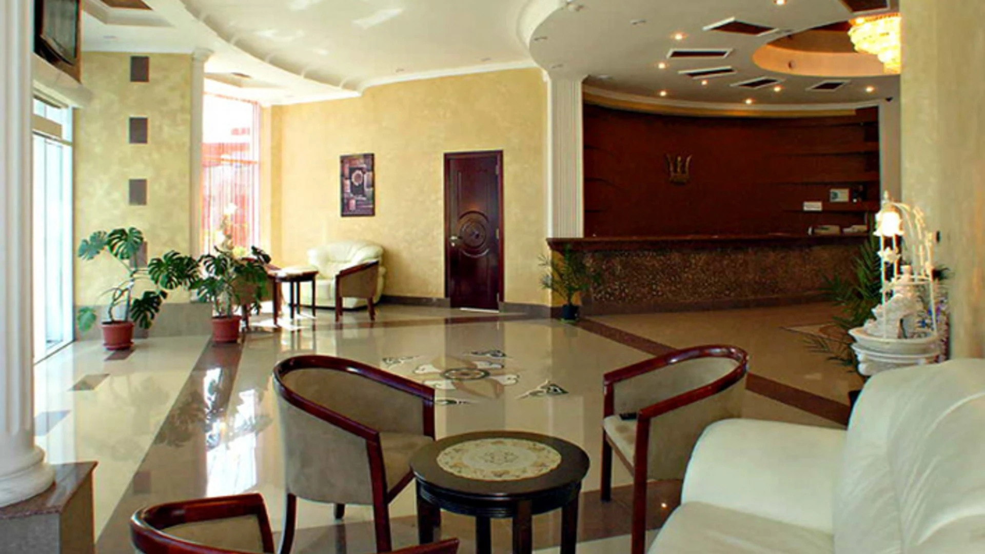 Отель Crystal Apart