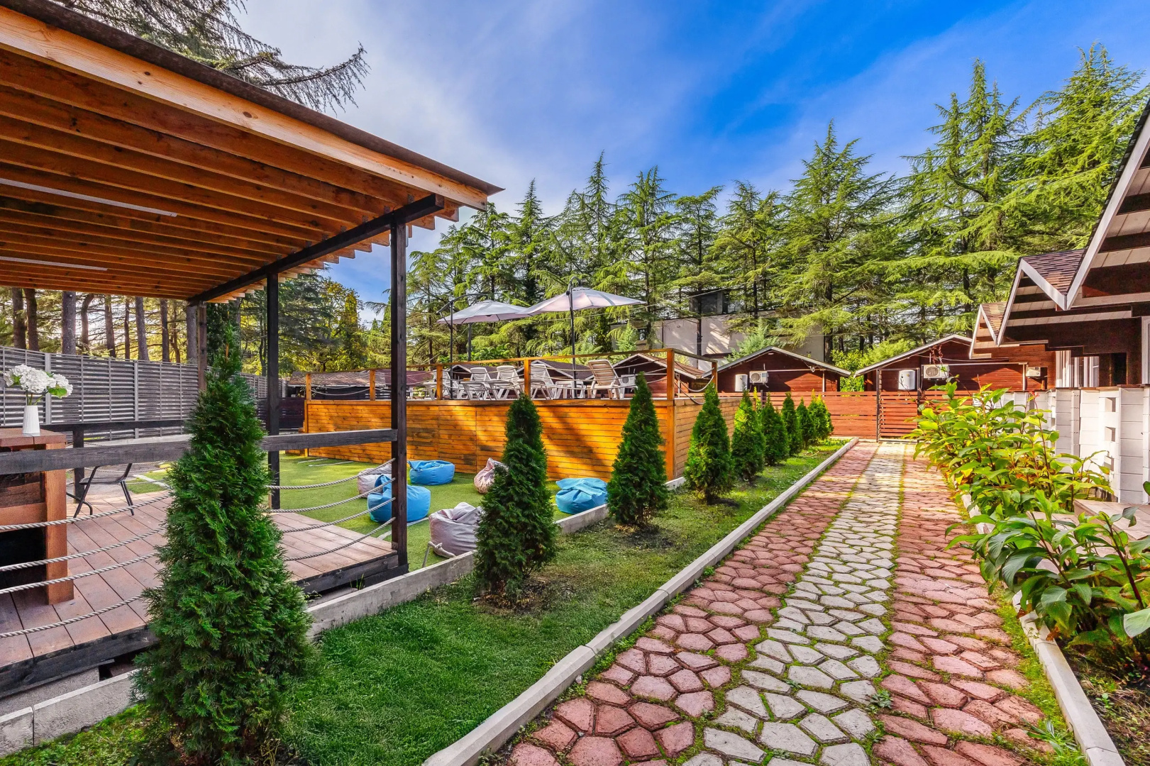 Курортный отель Отель Eco House Pitiunt