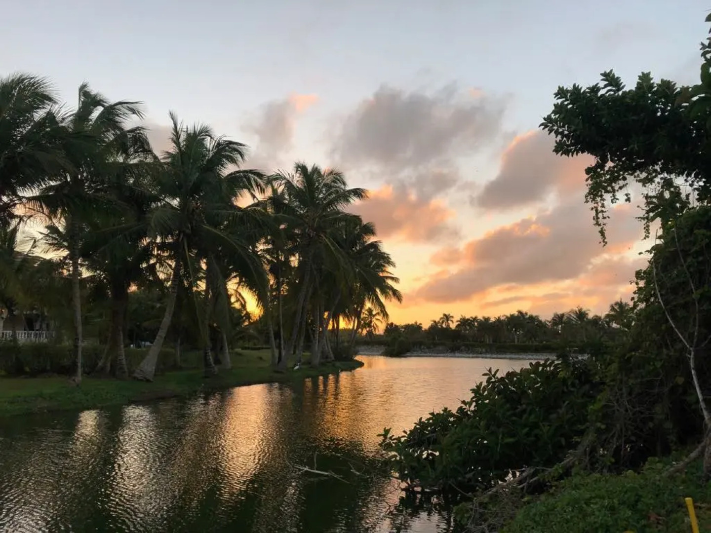 Вилла Hermosa en Cocotal Golf club 3bd