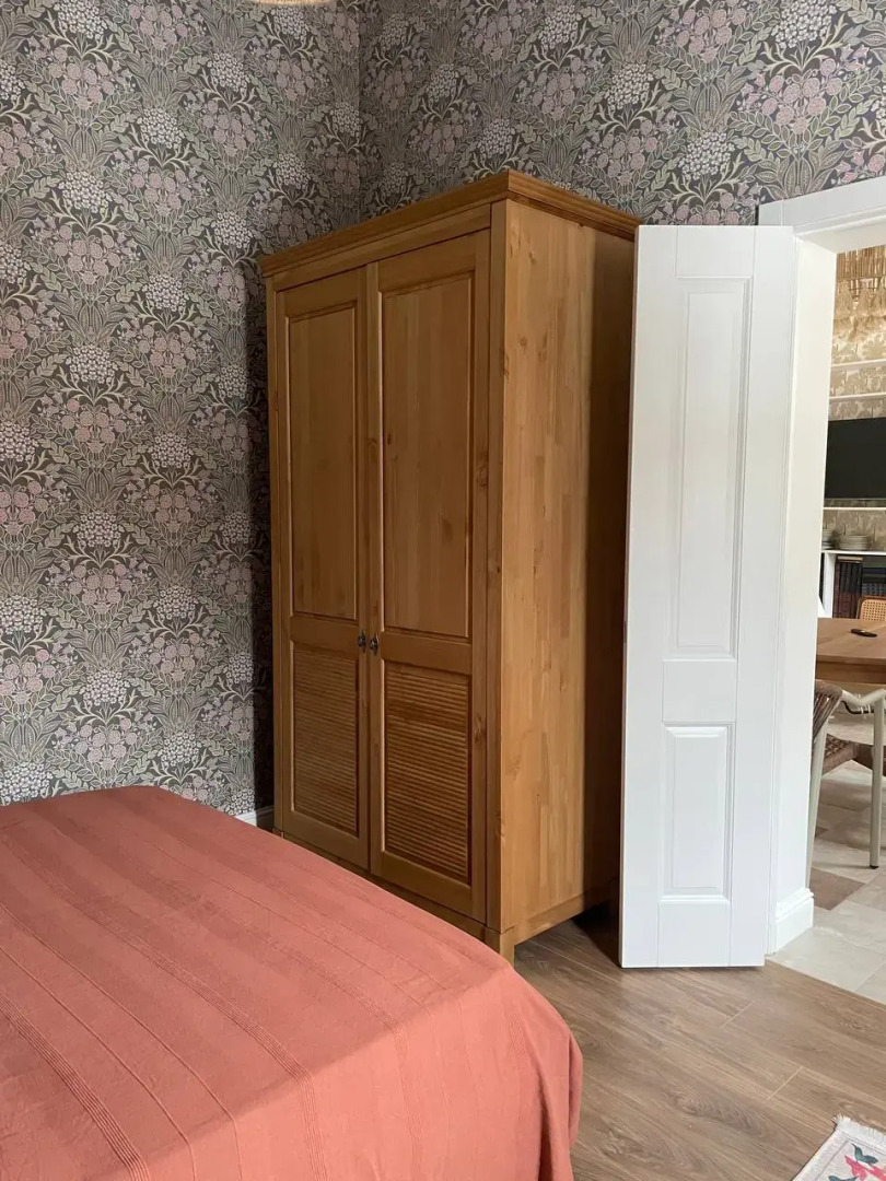 Частный дом с Бассейном у Леса