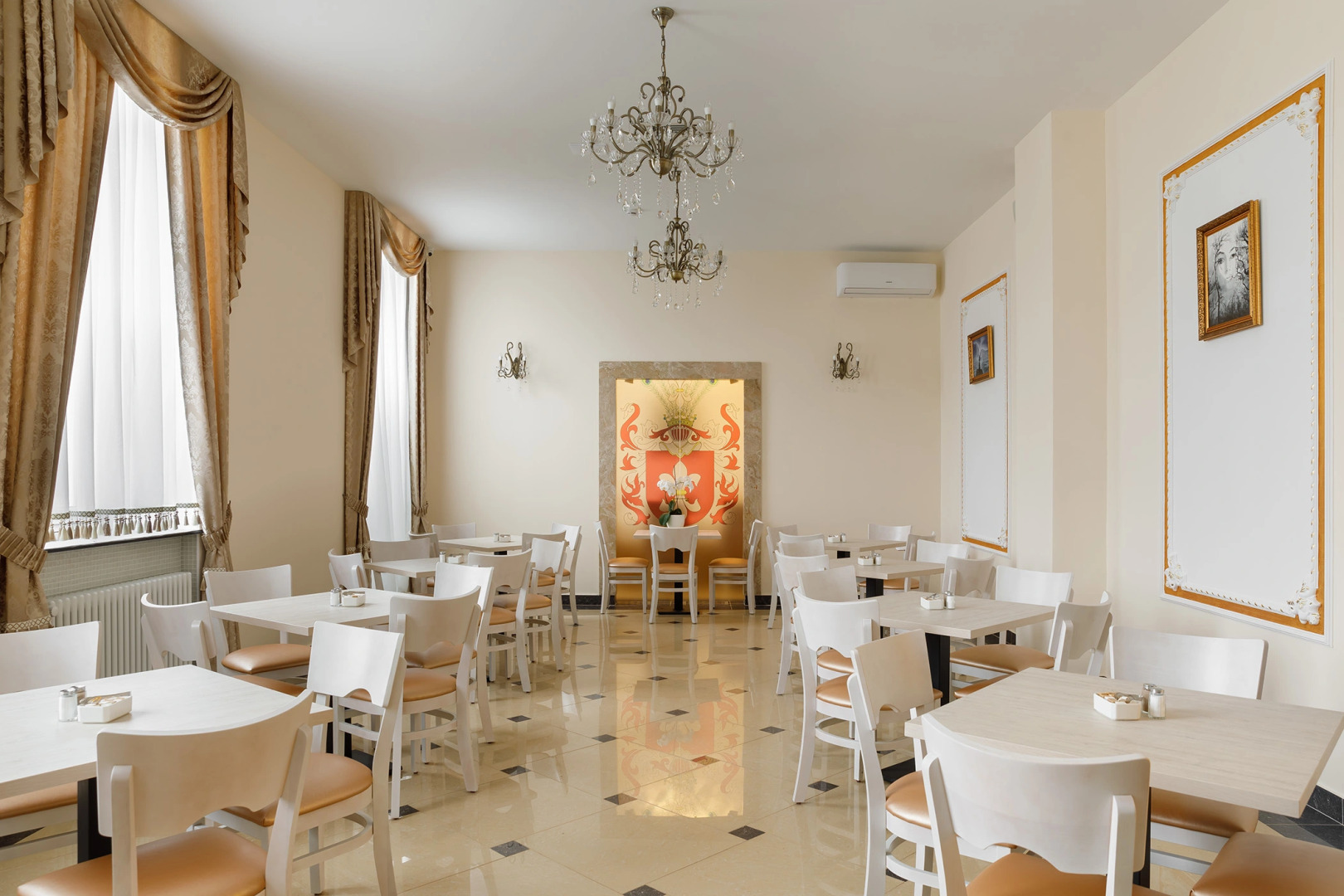 Отель Белое Дерево