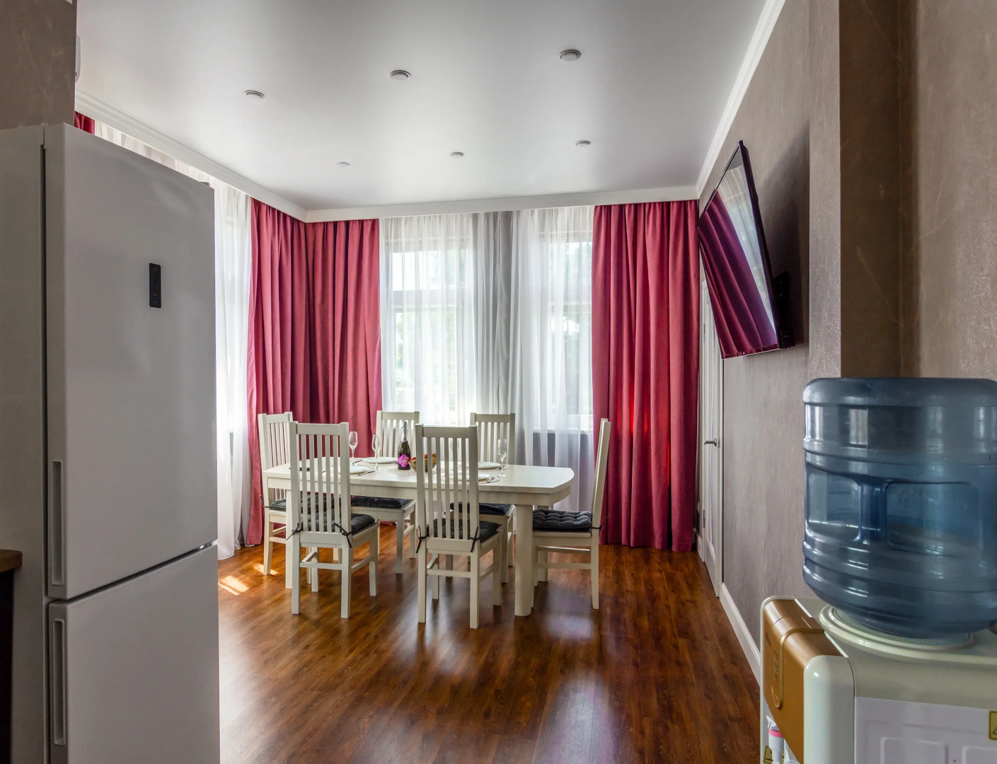 Апартаменты Трехкомнатные на Первомайская 23