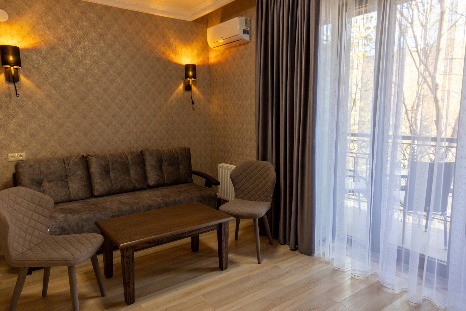 Отель Предгорье