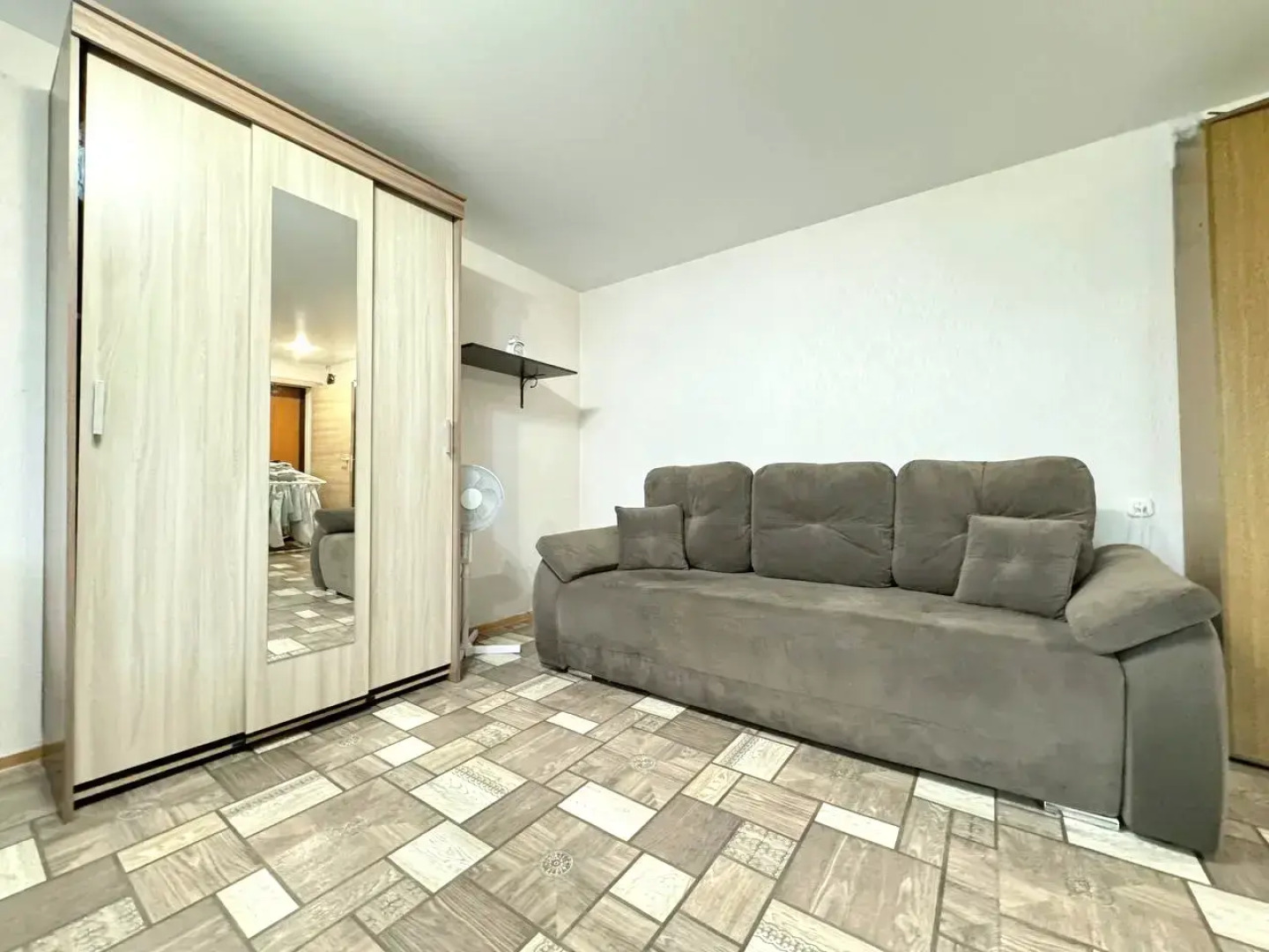 Квартира однокомнатная в центре на Островского рядом с МВД и ГорСадом