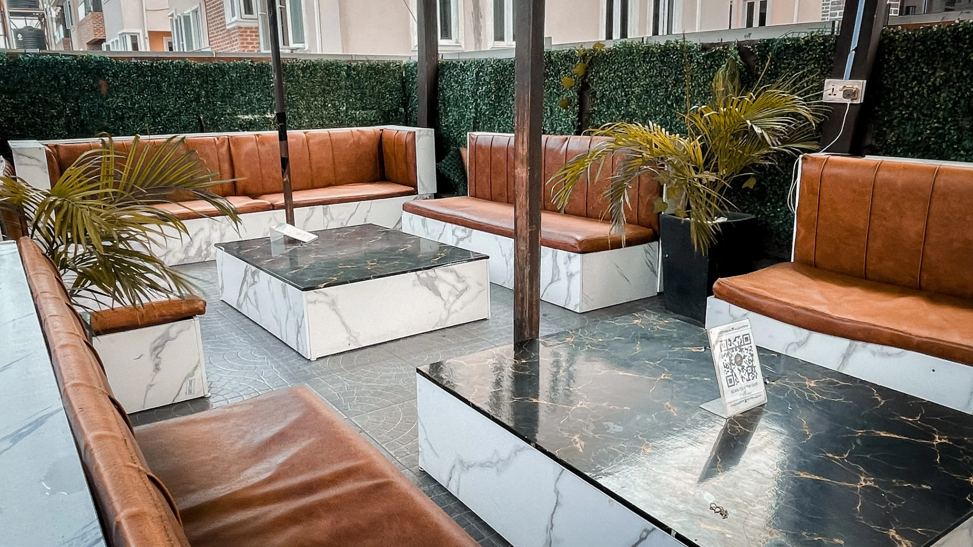 Отель 247 Luxury Hotel