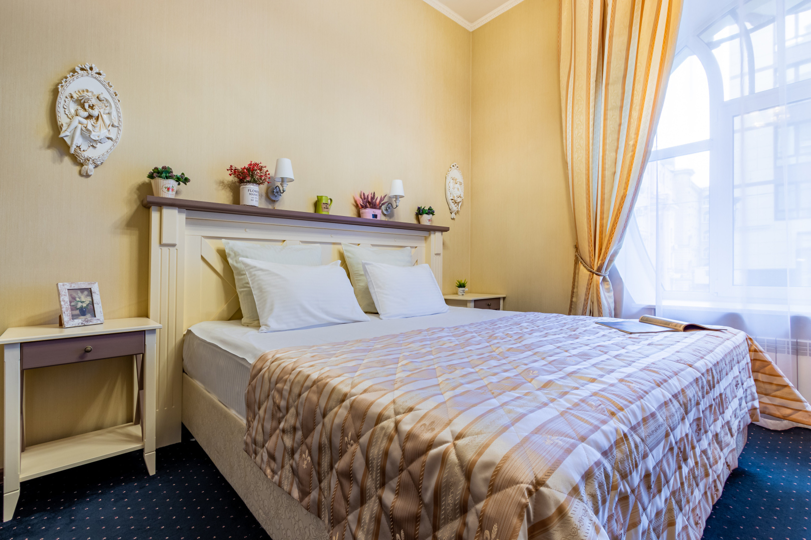 Меблированные комнаты Блюз на Невском