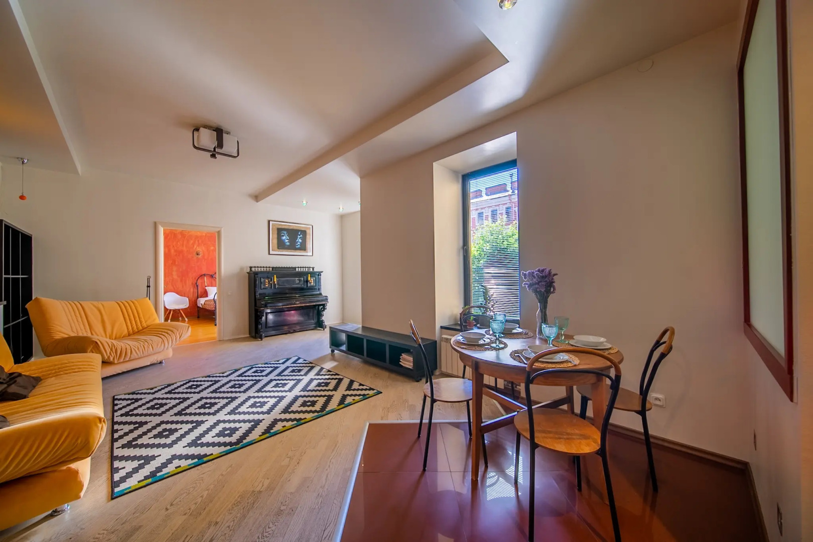 Квартира дизайнерская евродвушка рядом с Петропавловской крепостью