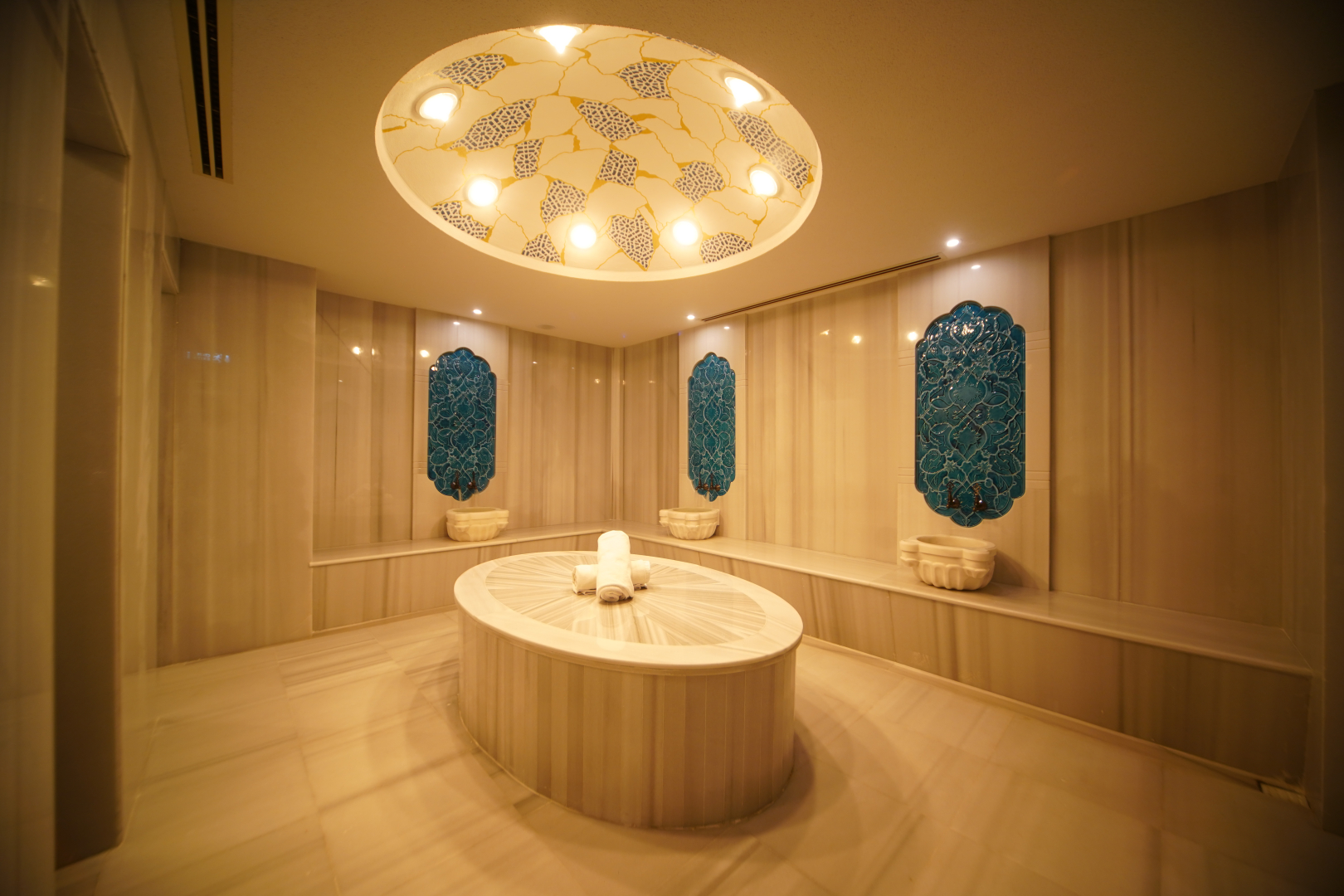 Отель Almira Thermal Spa & Convention Center