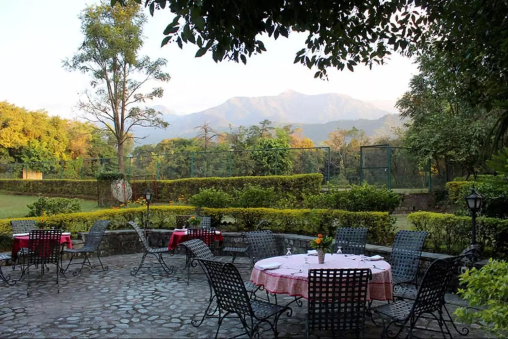 Отель WelcomHeritage Taragarh Palace