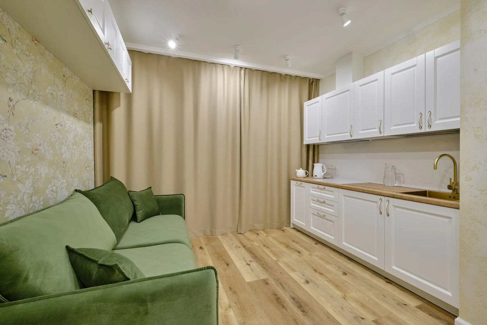 Квартира Светлая квартира на Гайдара