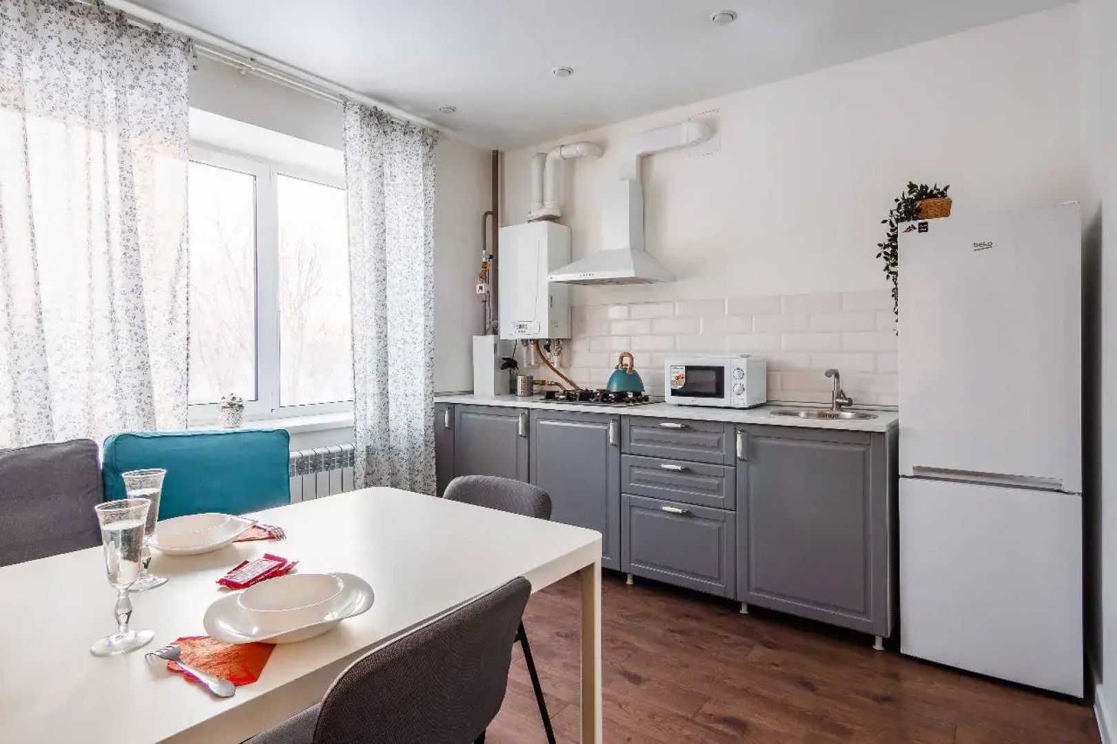 Квартира просторная с дизайнерским ремонтом