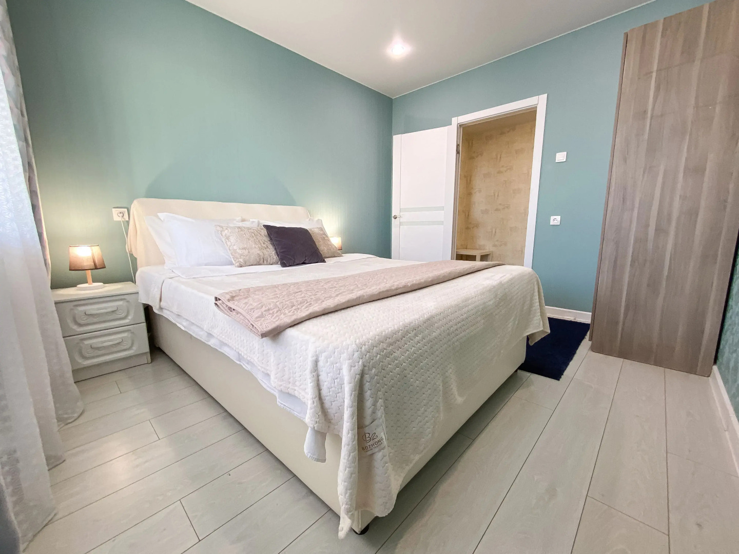 Апартаменты в Центре Засвияжского Района 236