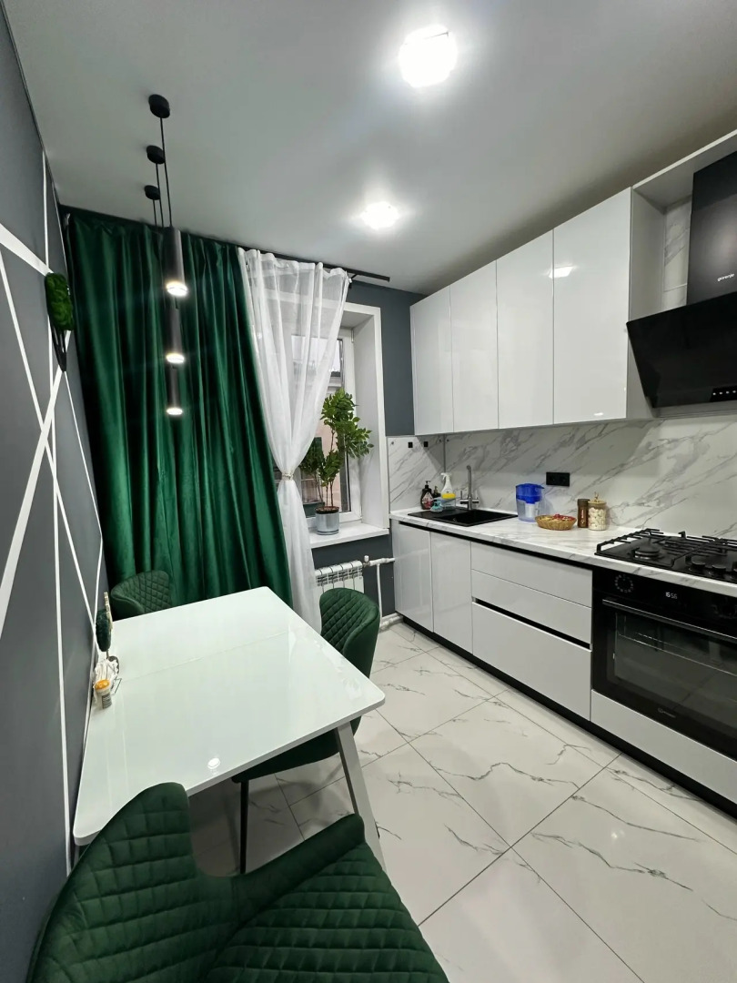 Квартира с дизайнерским ремонтом Cталинка