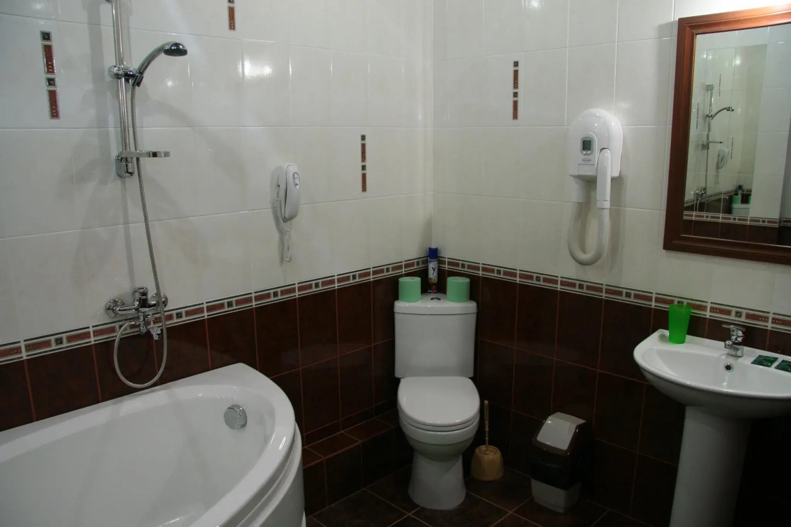 Отель Эсмеральд