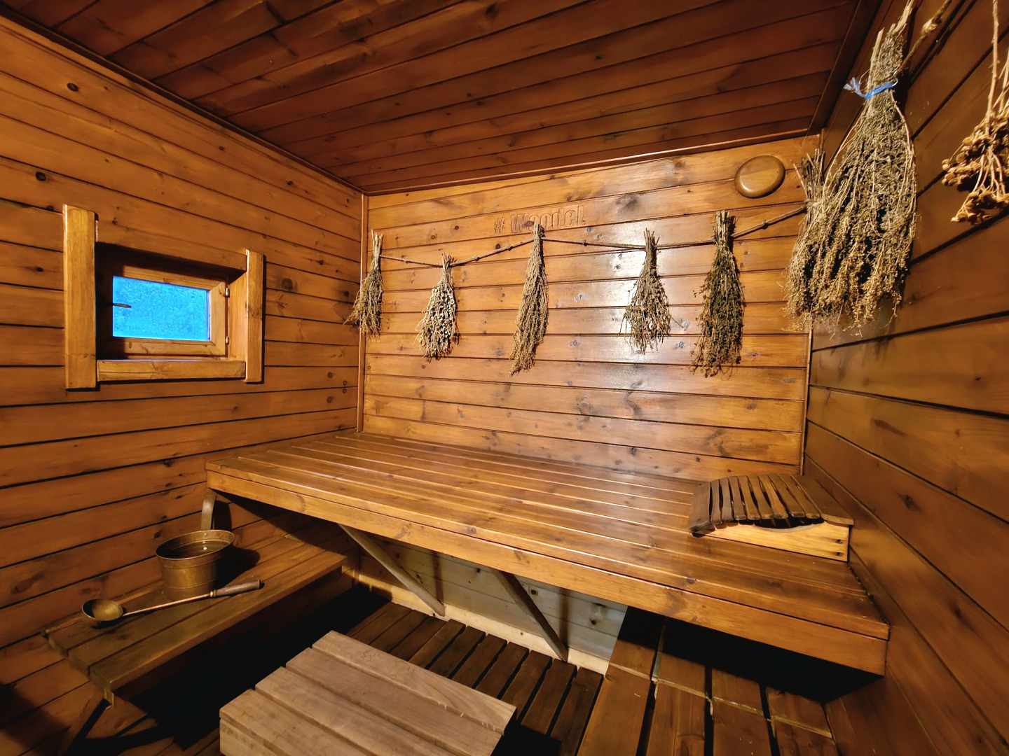 Коттедж Черничный Склон Violet House