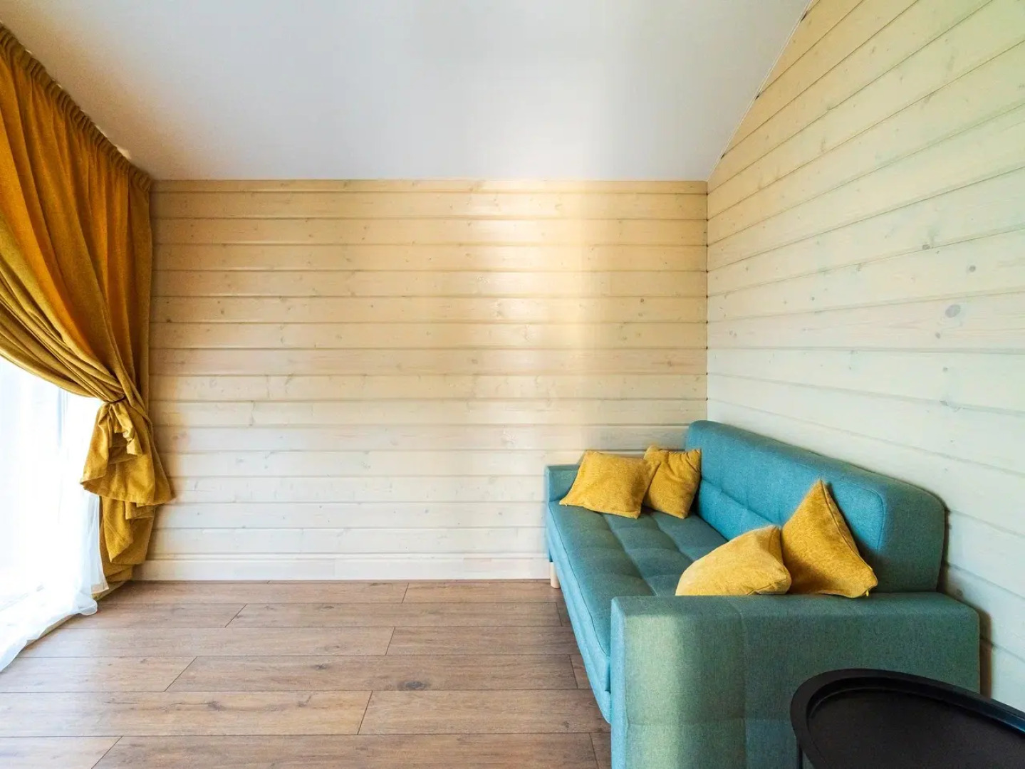 Гостевой дом для 8 Гостей на Берегу Красного Озера