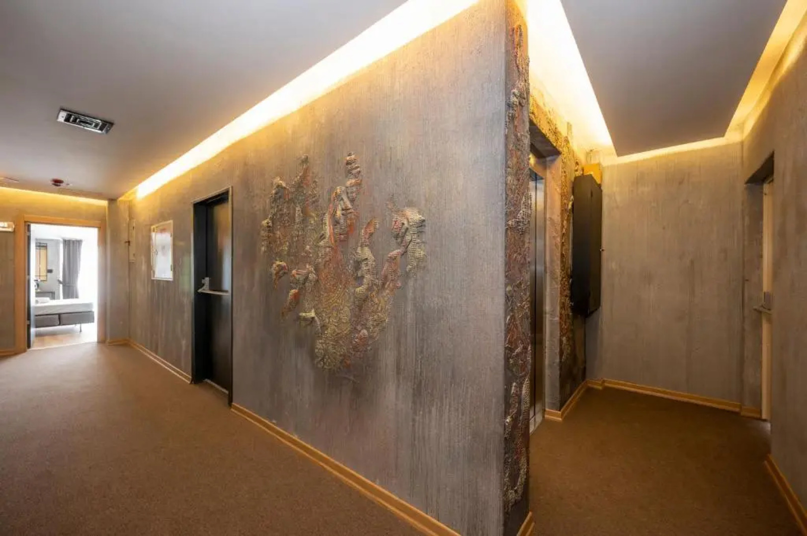 Continental Airport Hotel