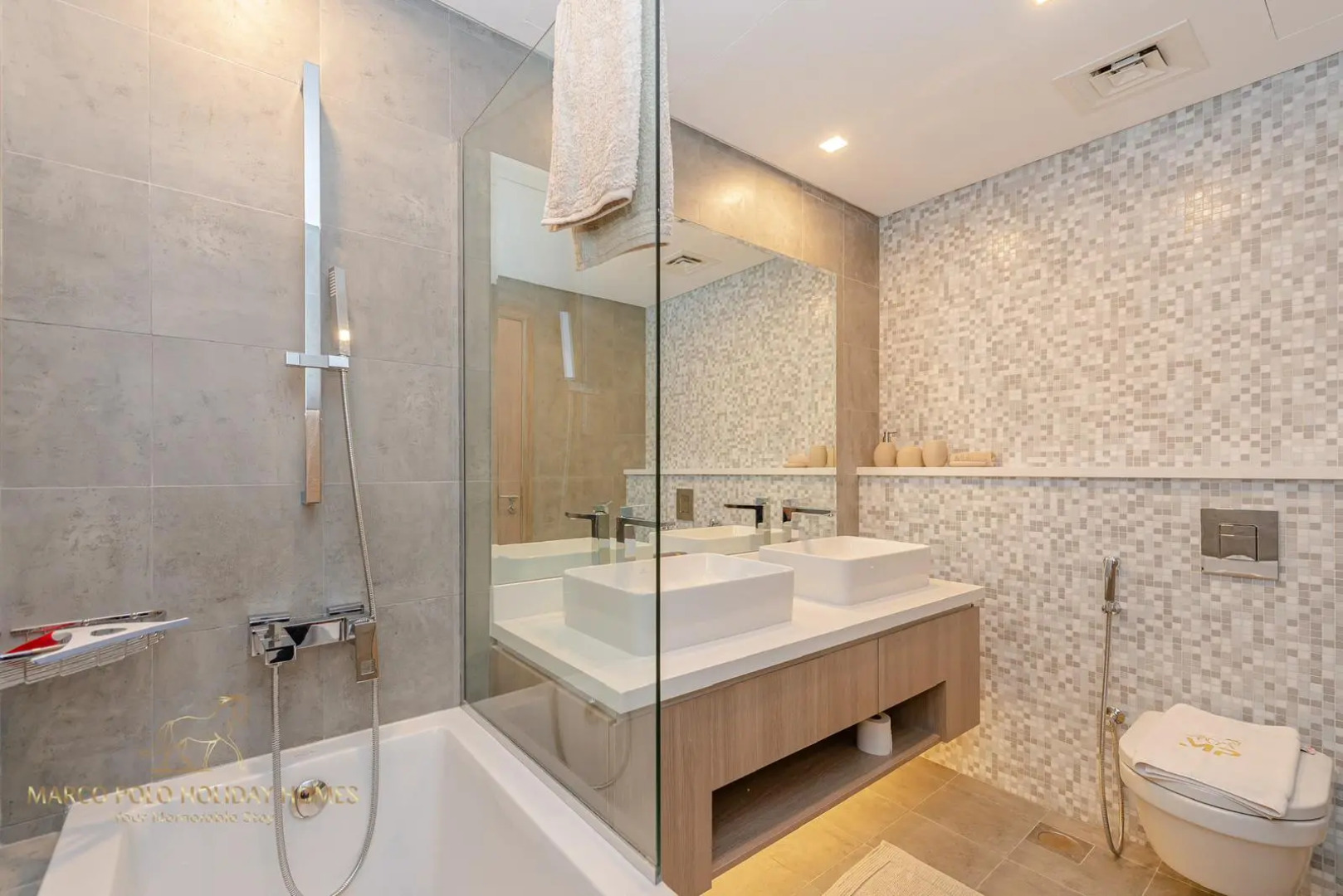 Апартаменты Marco Polo Fancy Marina Getaway With Mesmerizing Views