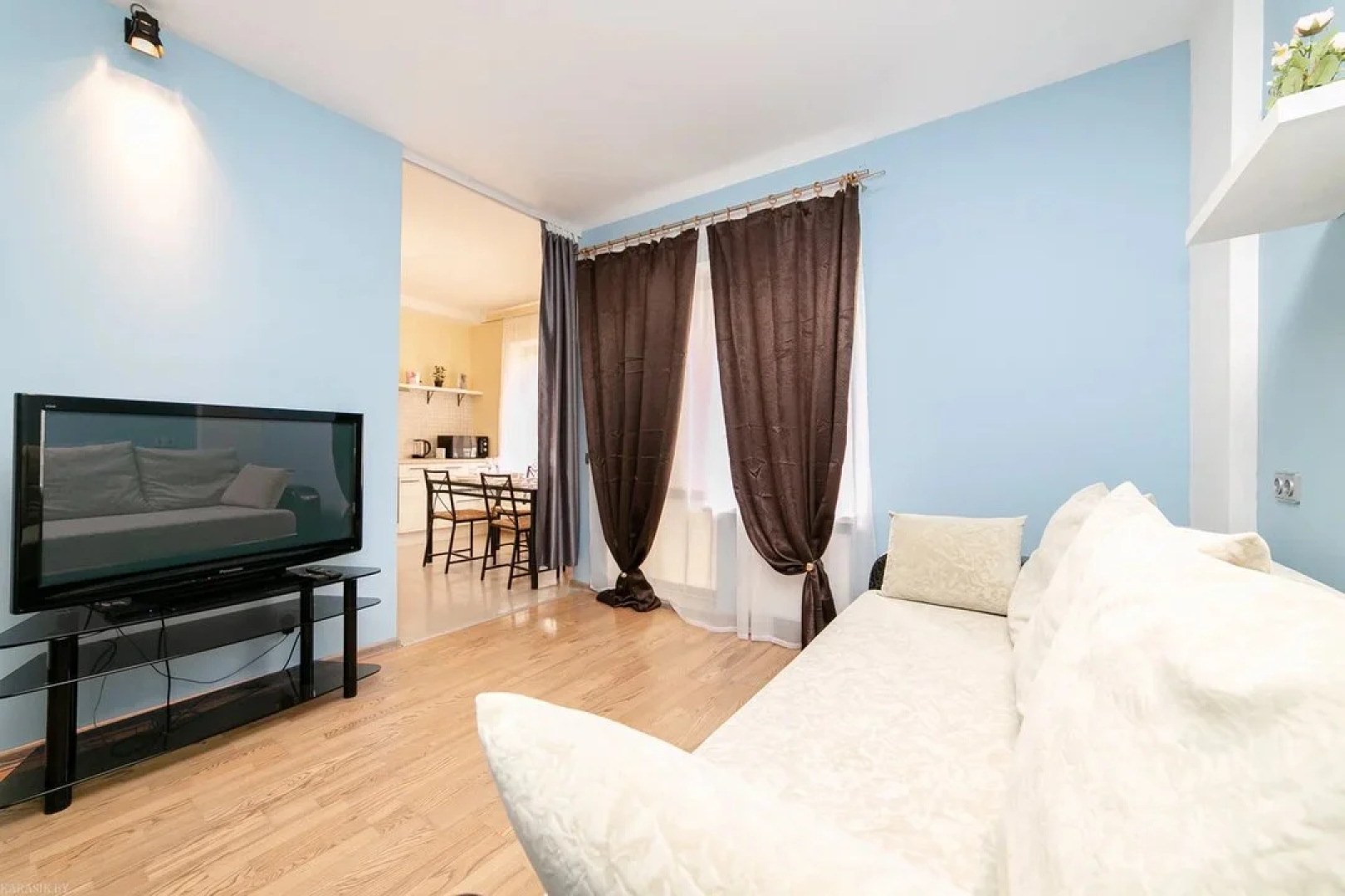 Апартаменты Возле Национальной Библиотеки и ТРЦ Dana Mall