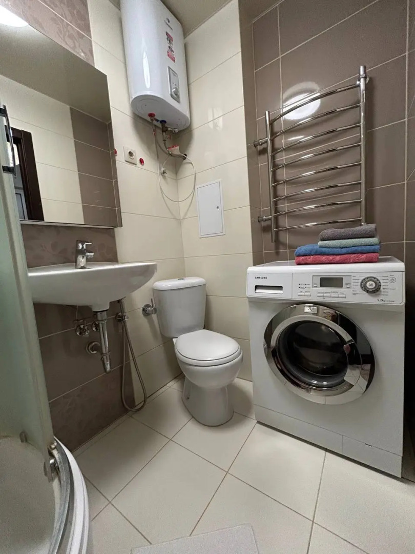 Апартаменты Квартира около Комаровского рынка