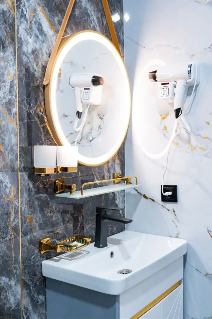 Отель Gold Star Palace