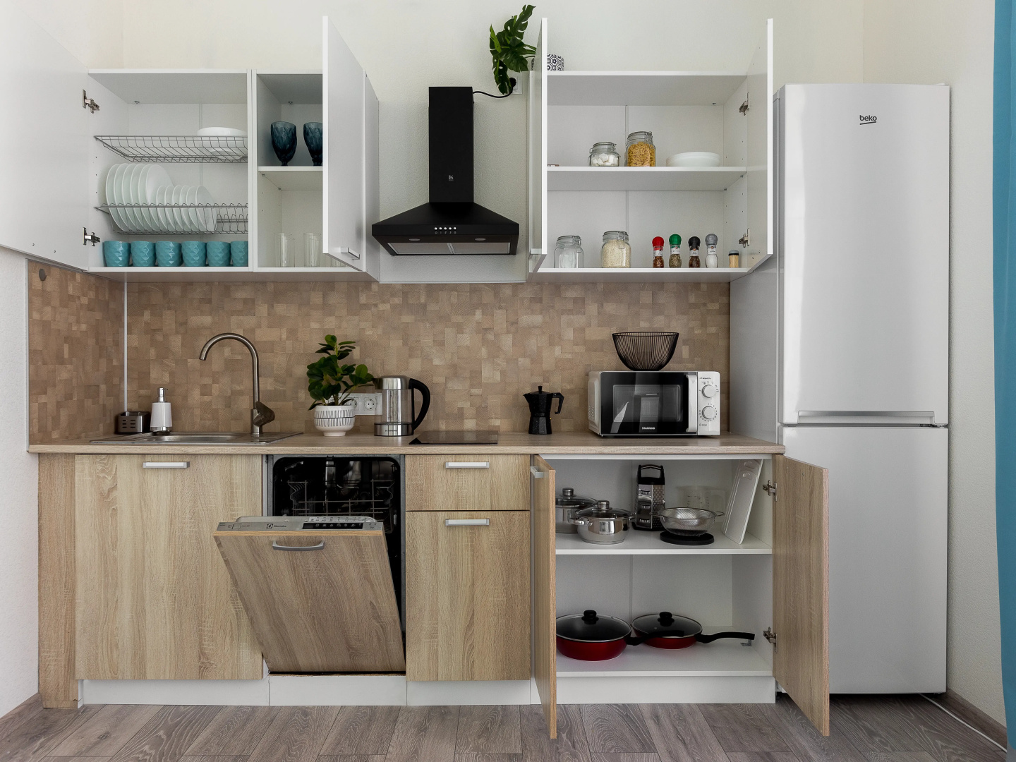 Квартира Moscow Deluxe Apartments Berzarina